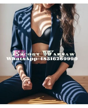 Karina Escort